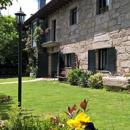 Affittacamere Conjunto Entre Acebos Sotillo de Sanabria Esterno foto